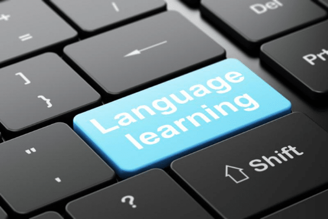 4 Benefits of Learning a Foreign Language Online